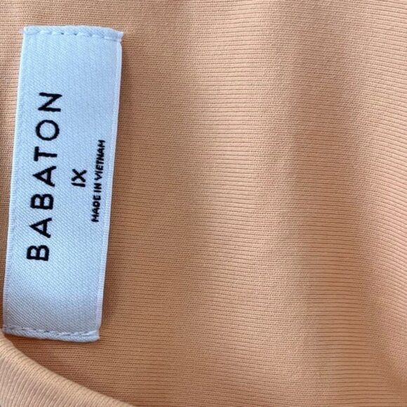 Babaton| Peachy-Nude V-Neck Cross-Back Silky Soft Bodysuit Sz 1X - Picture 3 of 3